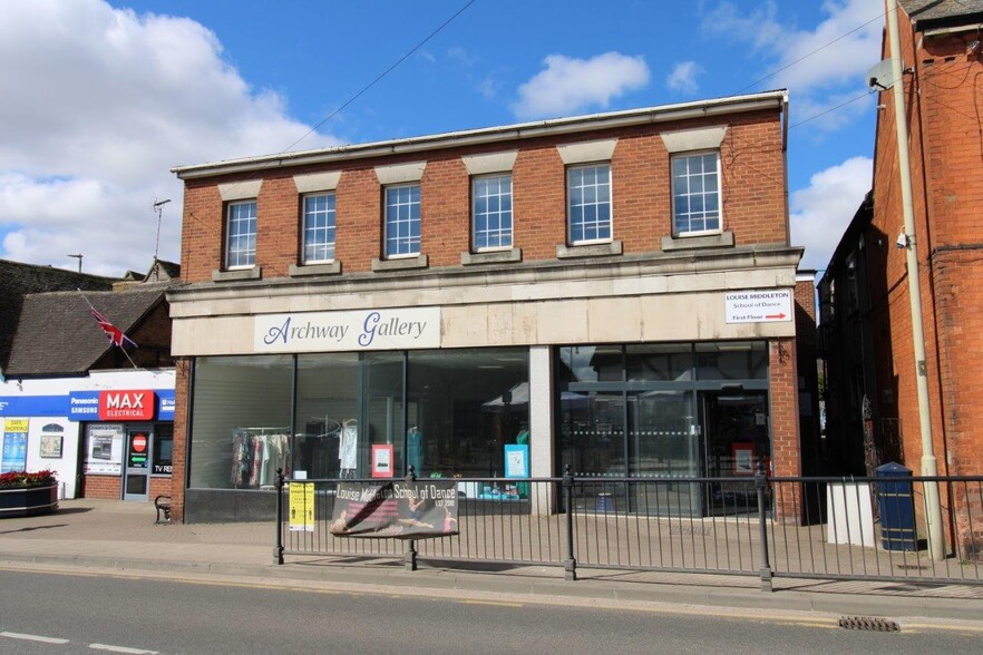 1 Market St, Lutterworth for sale - Building Photo - Image 1 of 1