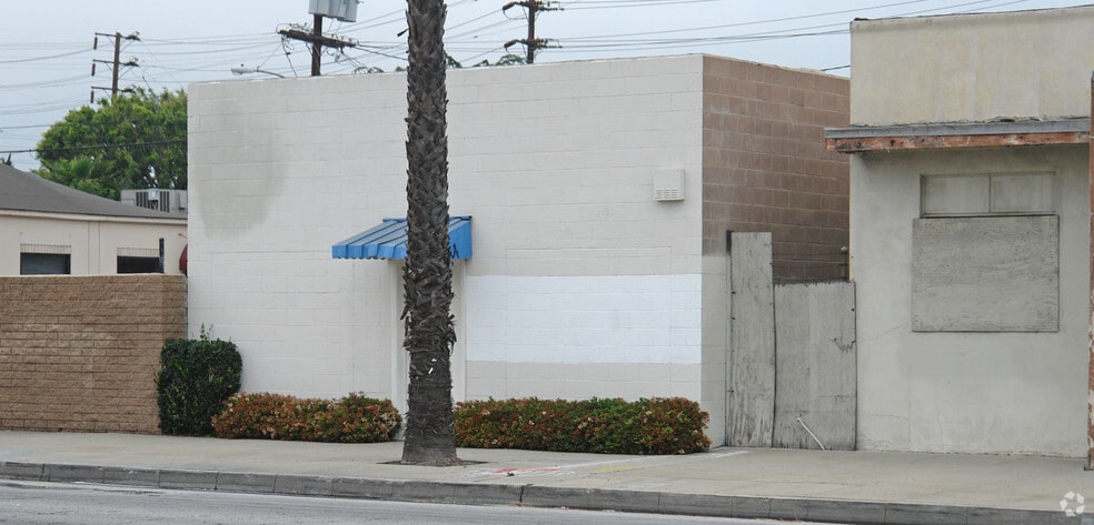 5273-5275 E Washington Blvd, Commerce, CA for sale - Building Photo - Image 3 of 21