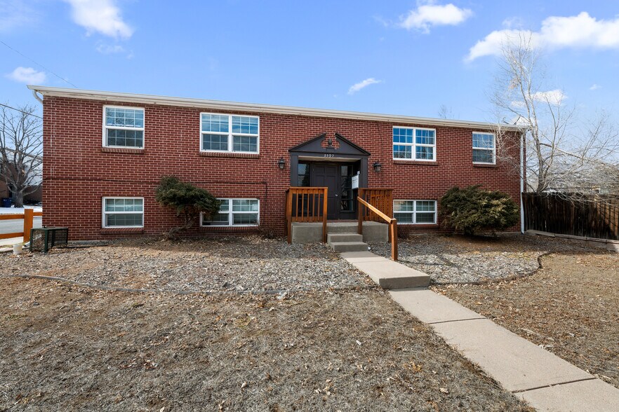2397 S Locust St, Denver, CO à vendre - Photo principale - Image 1 de 20