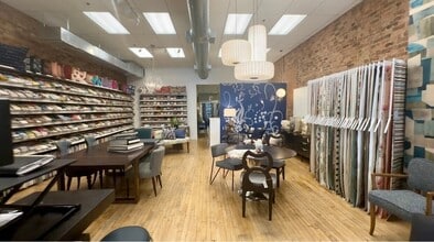 2041-2049 W Grand Ave, Chicago, IL for lease Interior Photo- Image 2 of 2