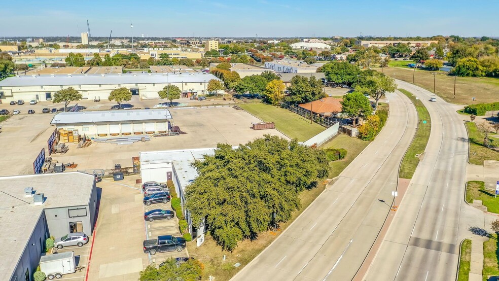 1929 Old Denton Rd, Carrollton, TX à vendre - Aérien - Image 1 de 35