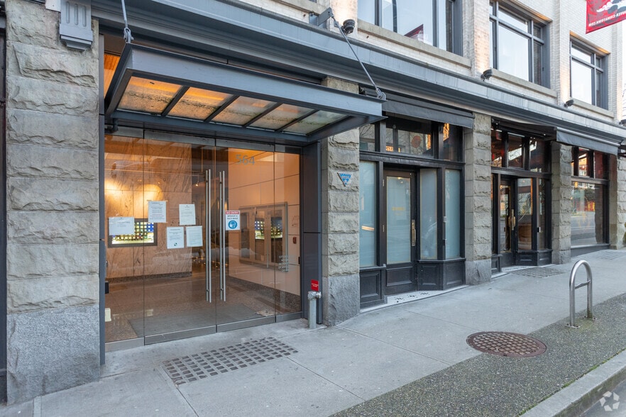564-568 Beatty St, Vancouver, BC à louer - Photo du bâtiment - Image 2 de 7