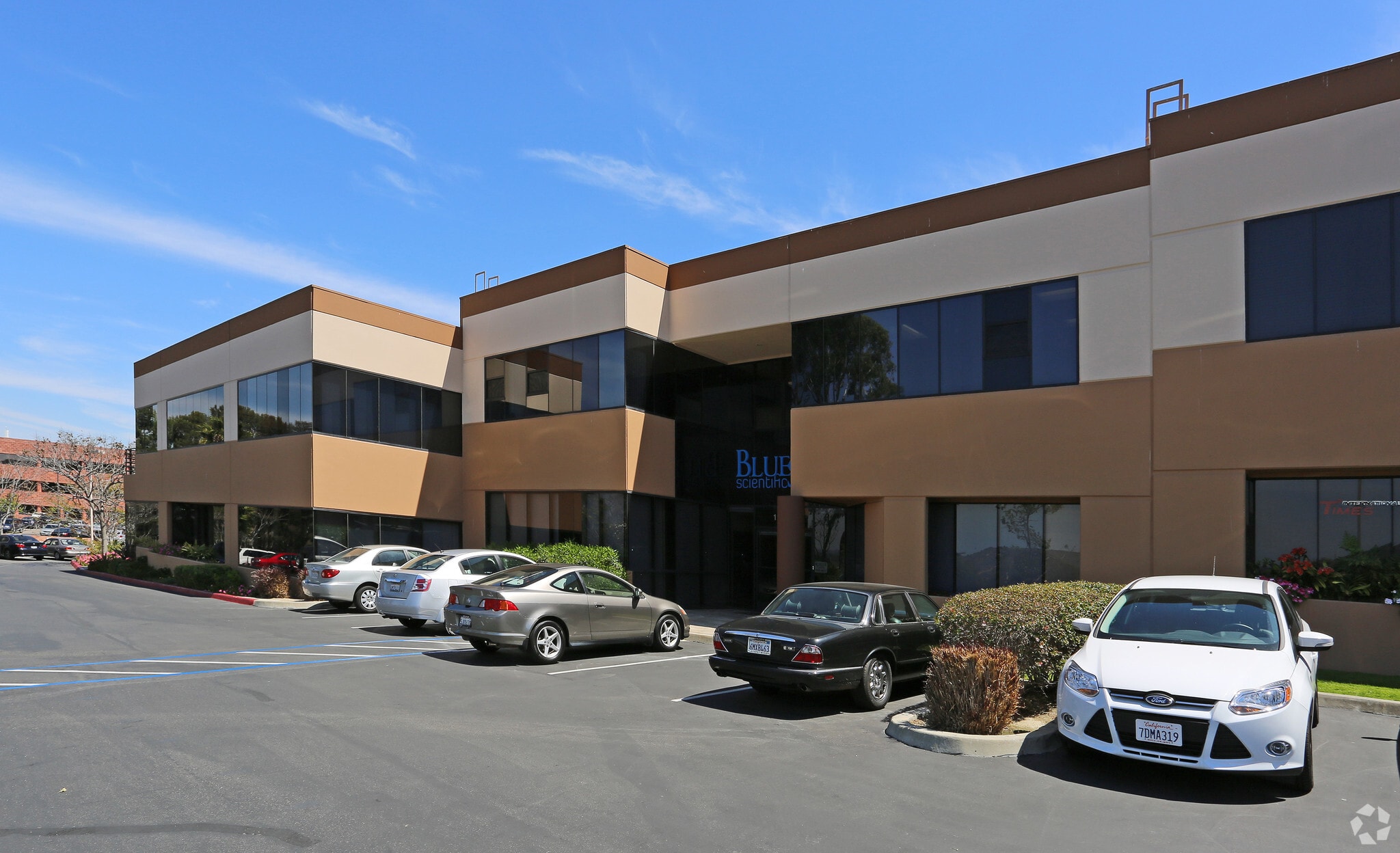 11417 W Bernardo Ct, San Diego, CA for lease Primary Photo- Image 1 of 4