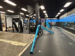 2102 N Tustin St, Orange, CA for lease Interior Photo- Image 2 of 2