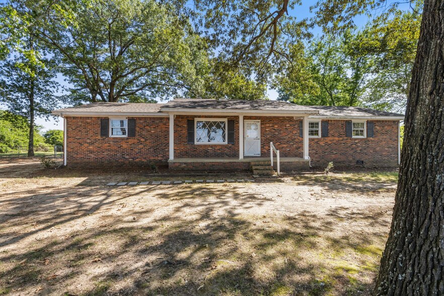 290 County Road 46, Florence, AL à vendre - Photo du bâtiment - Image 3 de 7