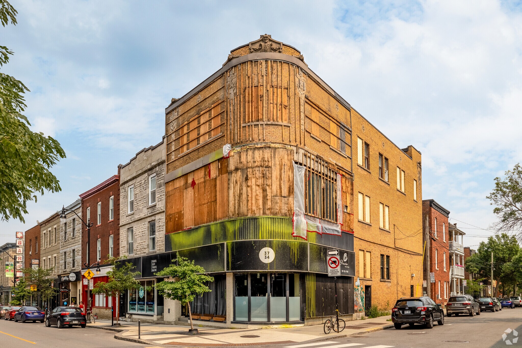 3726-3734 Rue Notre-Dame O, Montréal, QC à vendre Photo du bâtiment- Image 1 de 1