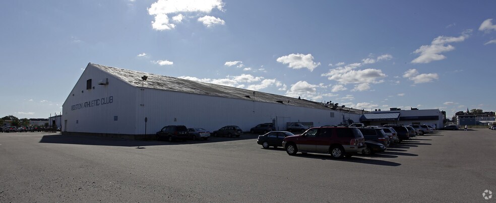 653 Summer St, Boston, MA à louer - Photo du bâtiment - Image 2 de 2