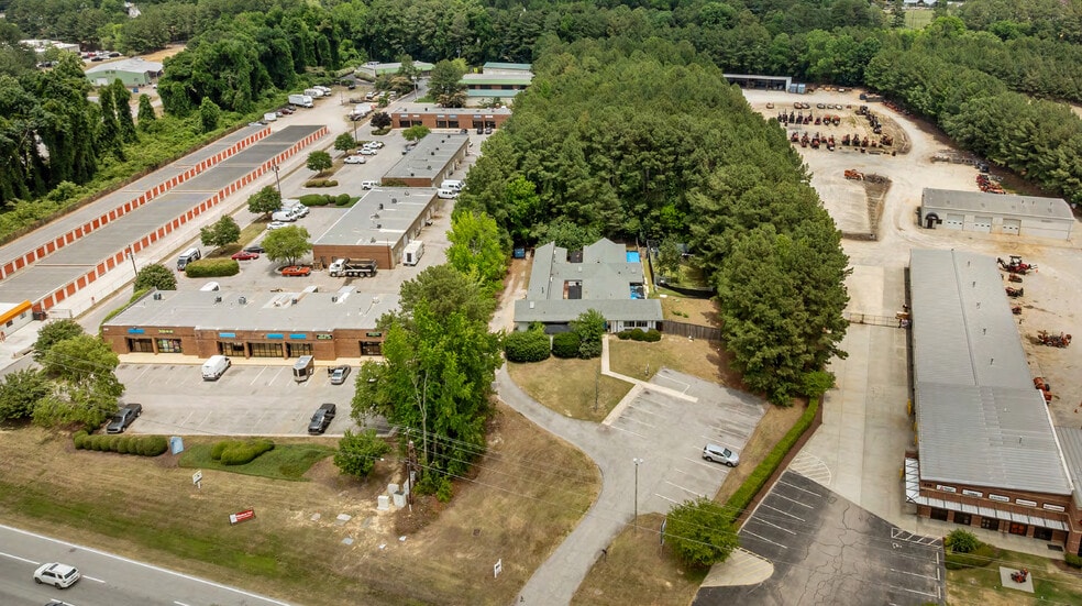 327 US 70 Hwy E, Garner, NC for sale - Building Photo - Image 3 of 10