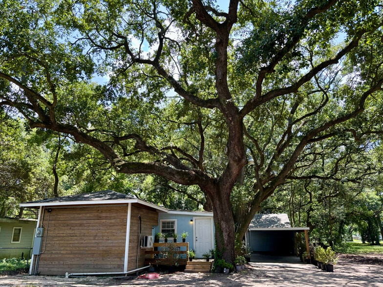 3600 Reading St, Bacliff, TX for sale - Primary Photo - Image 1 of 34