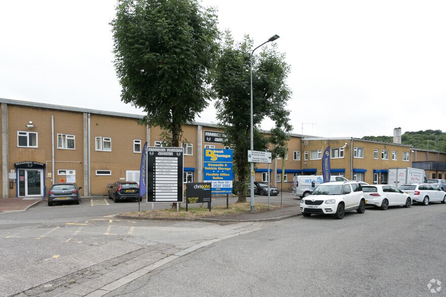 Bessemer Rd, Cardiff à louer - Photo du bâtiment - Image 3 de 3