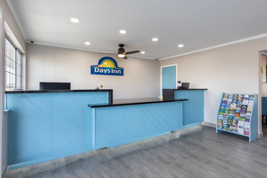 5 Sutter St, Red Bluff, CA for sale - Building Photo - Image 3 of 15