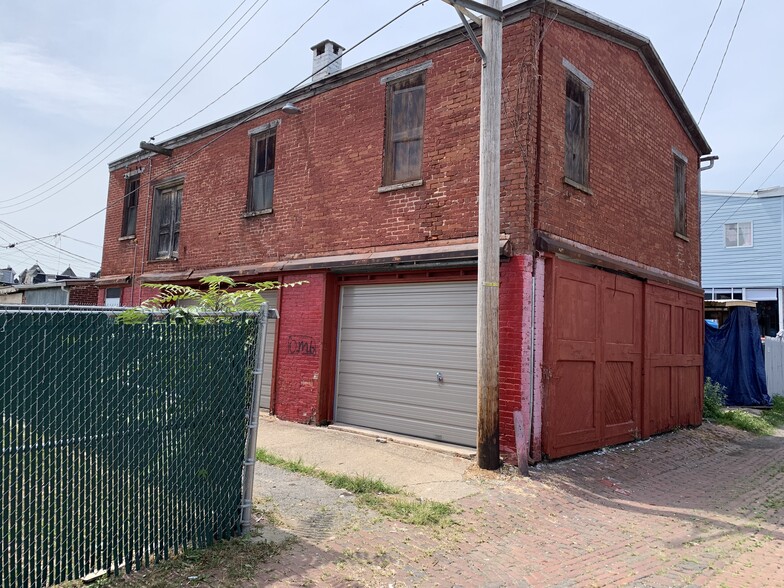 635R Weiser St, Reading, PA for sale - Primary Photo - Image 1 of 12