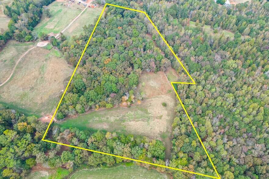 Sewell Road, Cumming, GA à vendre - Photo du bâtiment - Image 2 de 17