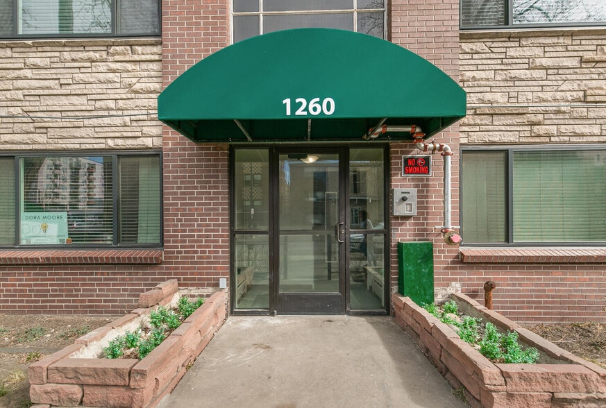1260 Logan St, Denver, CO à vendre - Photo du bâtiment - Image 3 de 32