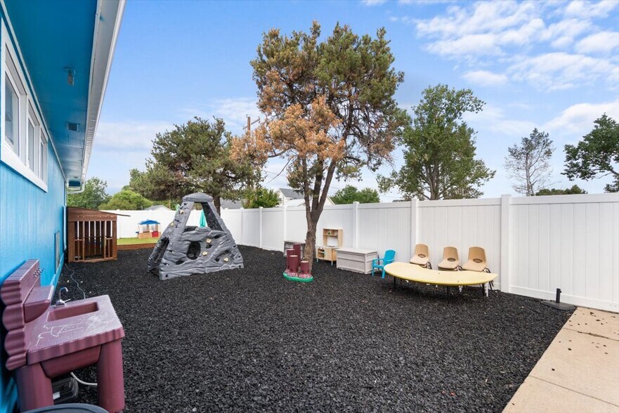 340 Maple St, Frederick, CO à vendre - Photo du bâtiment - Image 3 de 102