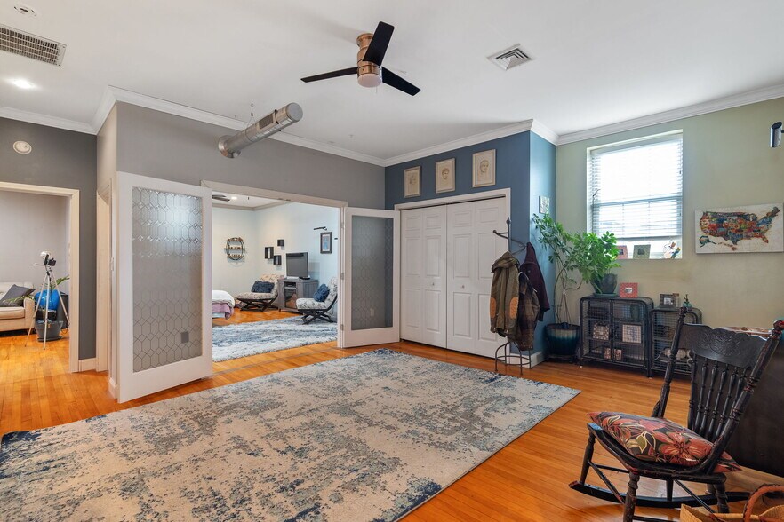 140 Clinton St, Schenectady, NY à louer - Photo du bâtiment - Image 3 de 52