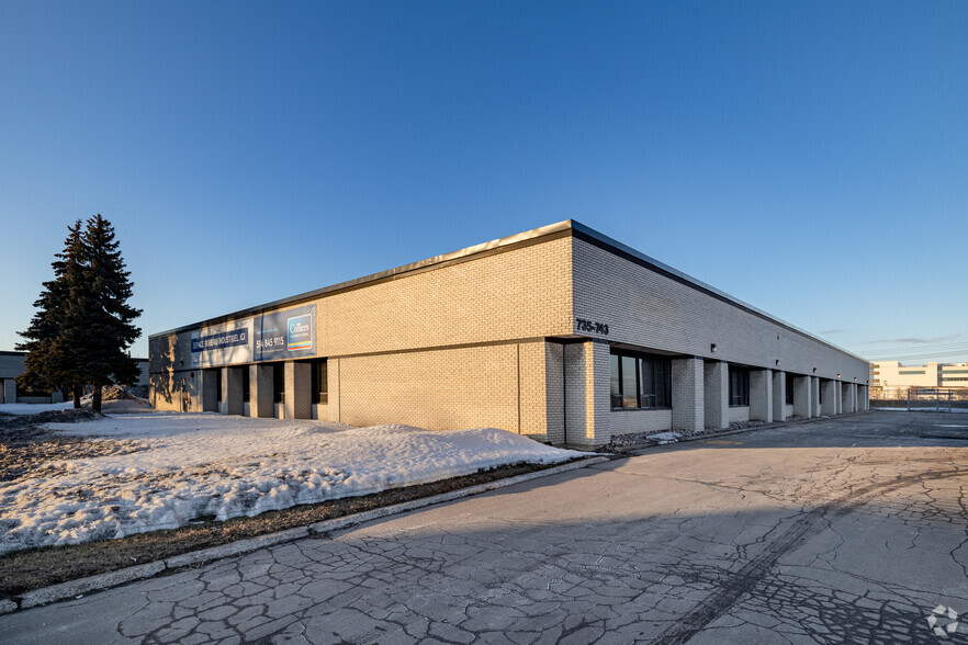 735-745 Av Renaud, Dorval, QC for lease - Building Photo - Image 3 of 6