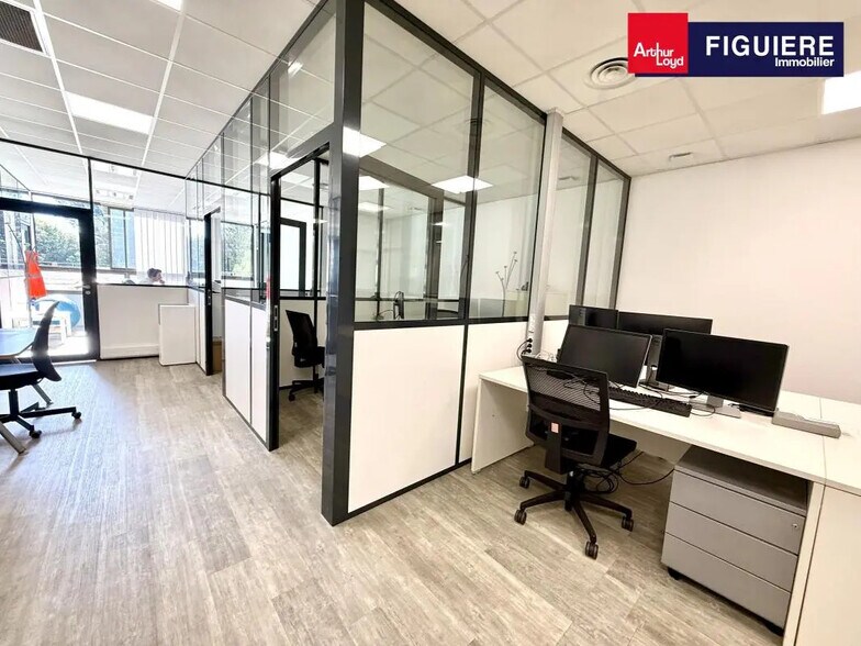 Bureau dans Aix-en-Provence à louer - Photo intérieure - Image 3 de 15