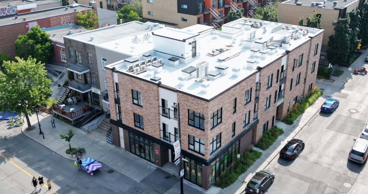 3650 Rue Ontario E, Montréal, QC for sale Primary Photo- Image 1 of 1