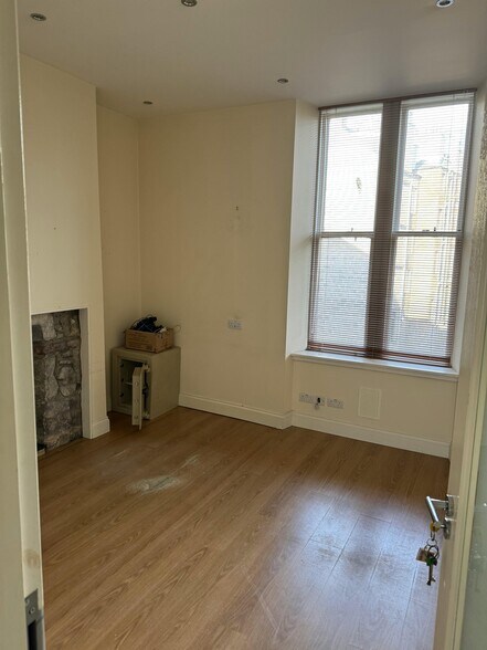 164 Skene St, Aberdeen à vendre - Photo du bâtiment - Image 3 de 4