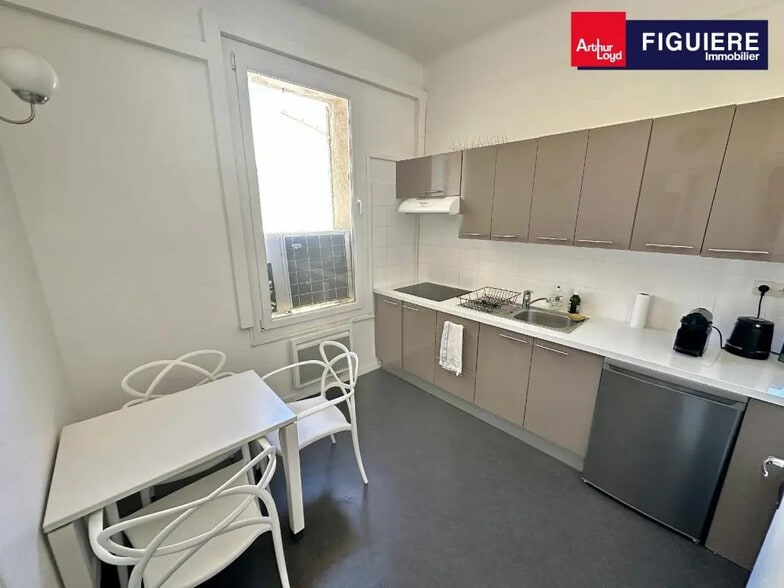 1 Avenue Victor Hugo, Aix-en-Provence à louer - Photo intérieure - Image 2 de 9