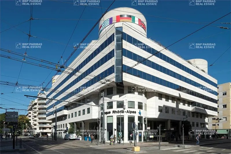 Bureau dans Lyon à vendre - Photo du bâtiment - Image 3 de 63