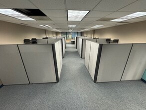 4370 W 109th St, Overland Park, KS à louer Photo intérieure- Image 2 de 2