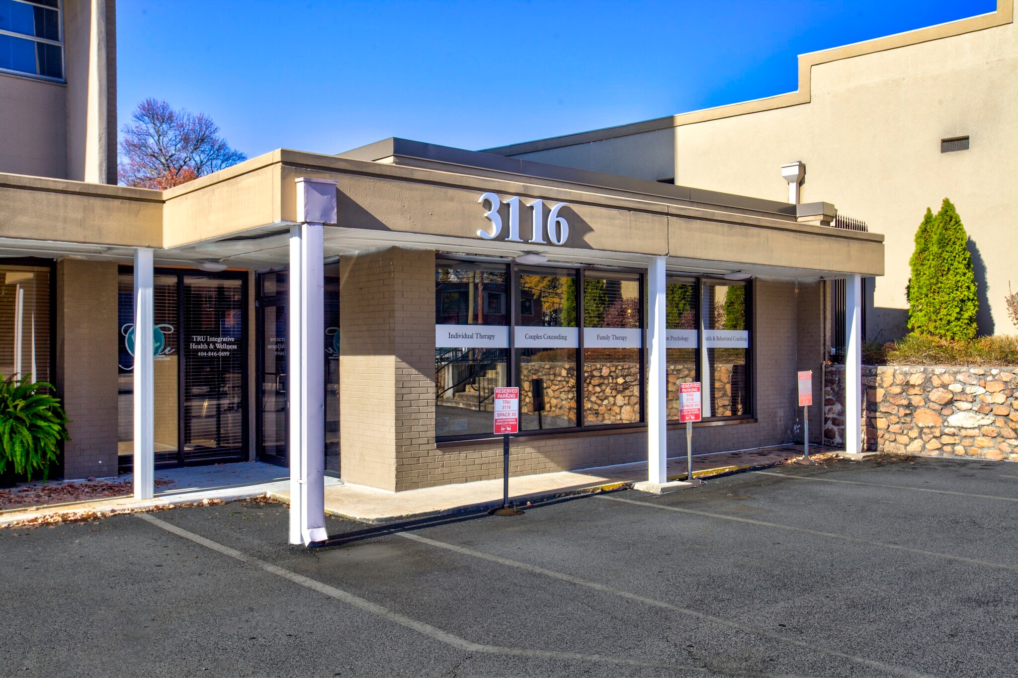 3110 Maple Dr NE, Atlanta, GA à louer Photo du bâtiment- Image 1 de 14