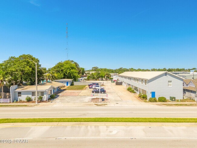 More details for 468 Ridgewood Ave, Daytona Beach, FL - Flex for Sale