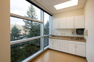 1 Park West Blvd, Akron, OH for lease Building Photo- Image 1 of 8