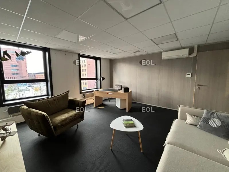 Bureau dans Évry-Courcouronnes à vendre Photo intérieure- Image 1 de 17