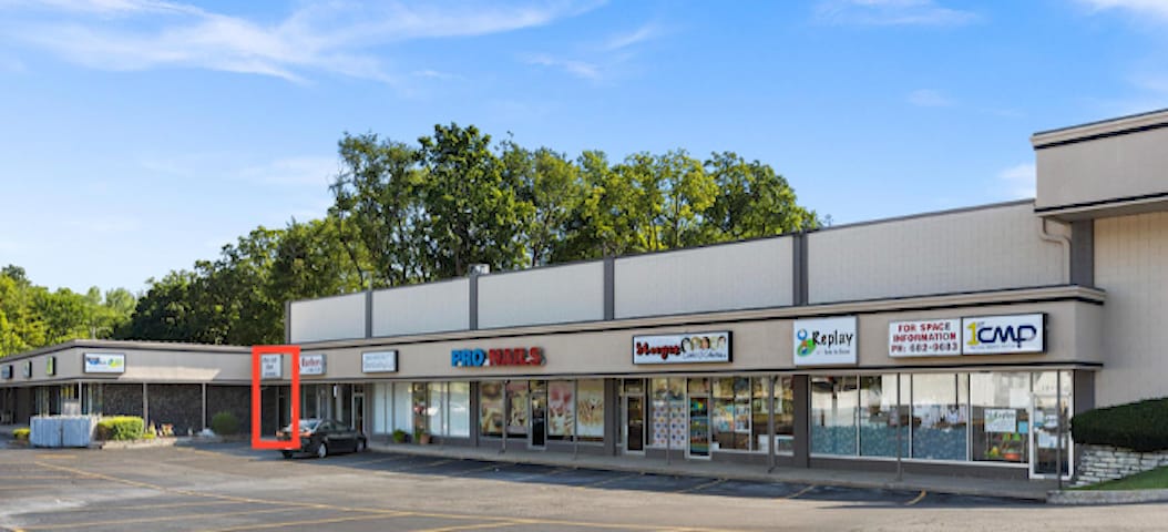 4408 N Knoxville Ave, Peoria, IL à louer Photo intérieure- Image 1 de 10