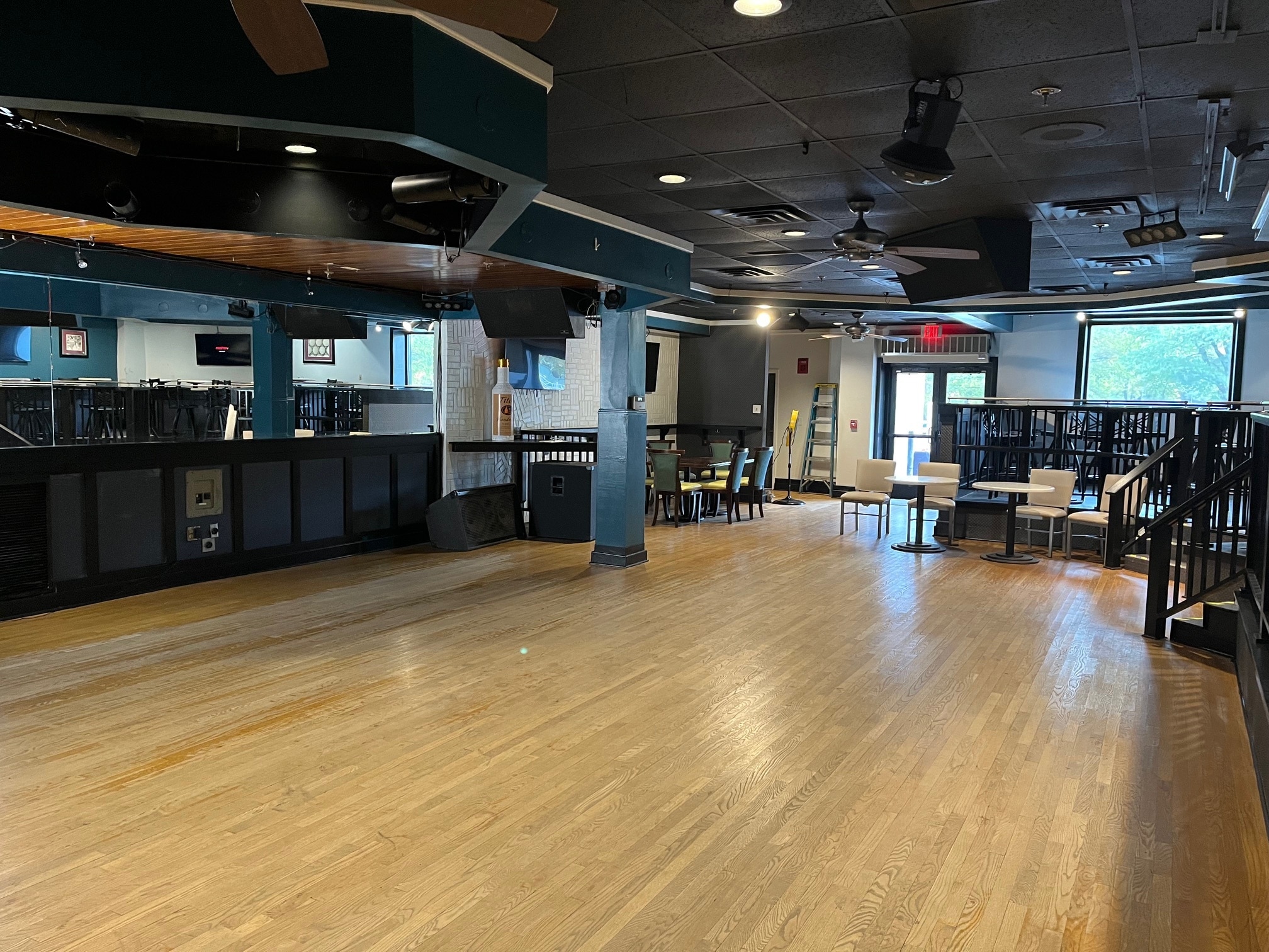 1021 Koger Center Blvd, Bon Air, VA for lease Interior Photo- Image 1 of 14