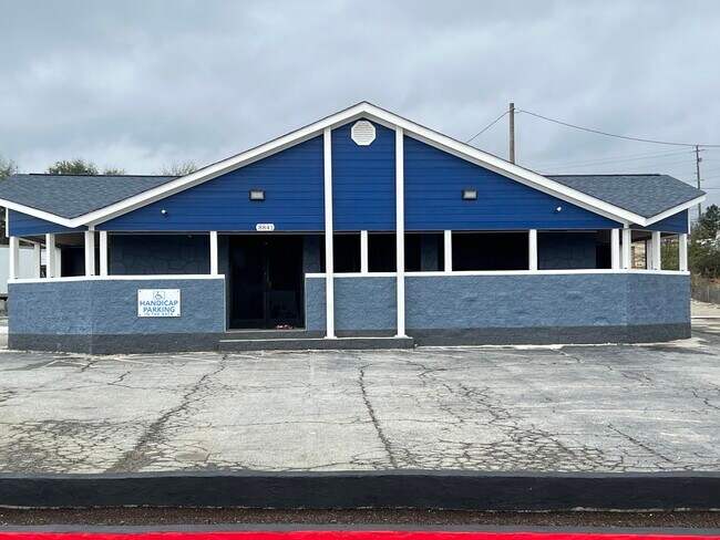 More details for 8841 Bright Star Rd, Douglasville, GA - Retail for Sale