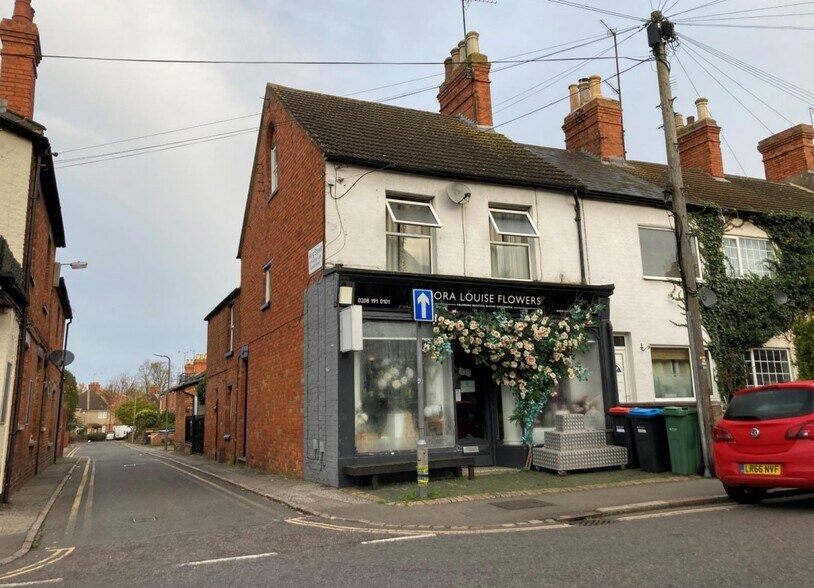 63 Wolverton Rd, Milton Keynes à louer - Photo du bâtiment - Image 1 de 1