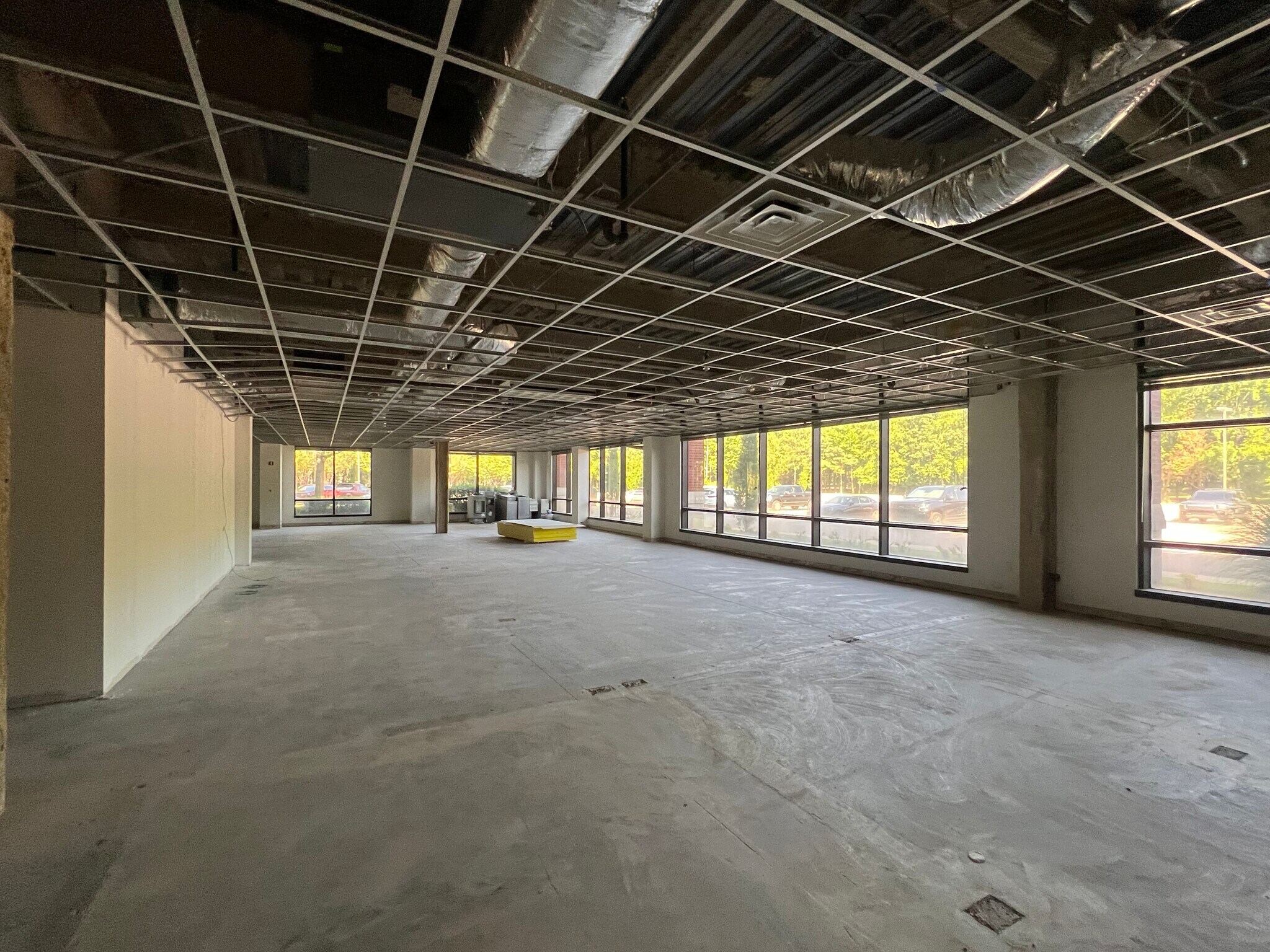 7000 Goodlett Farms Pky, Cordova, TN for lease Interior Photo- Image 1 of 1