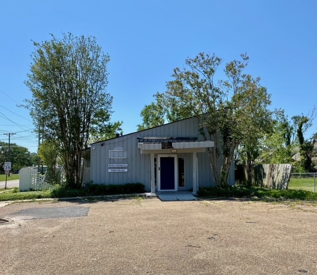 1333 Oak Park Blvd, Lake Charles, LA for sale - Primary Photo - Image 1 of 1