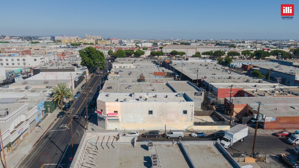 1204 Paloma St, Los Angeles, CA à louer - Photo du bâtiment - Image 2 de 9