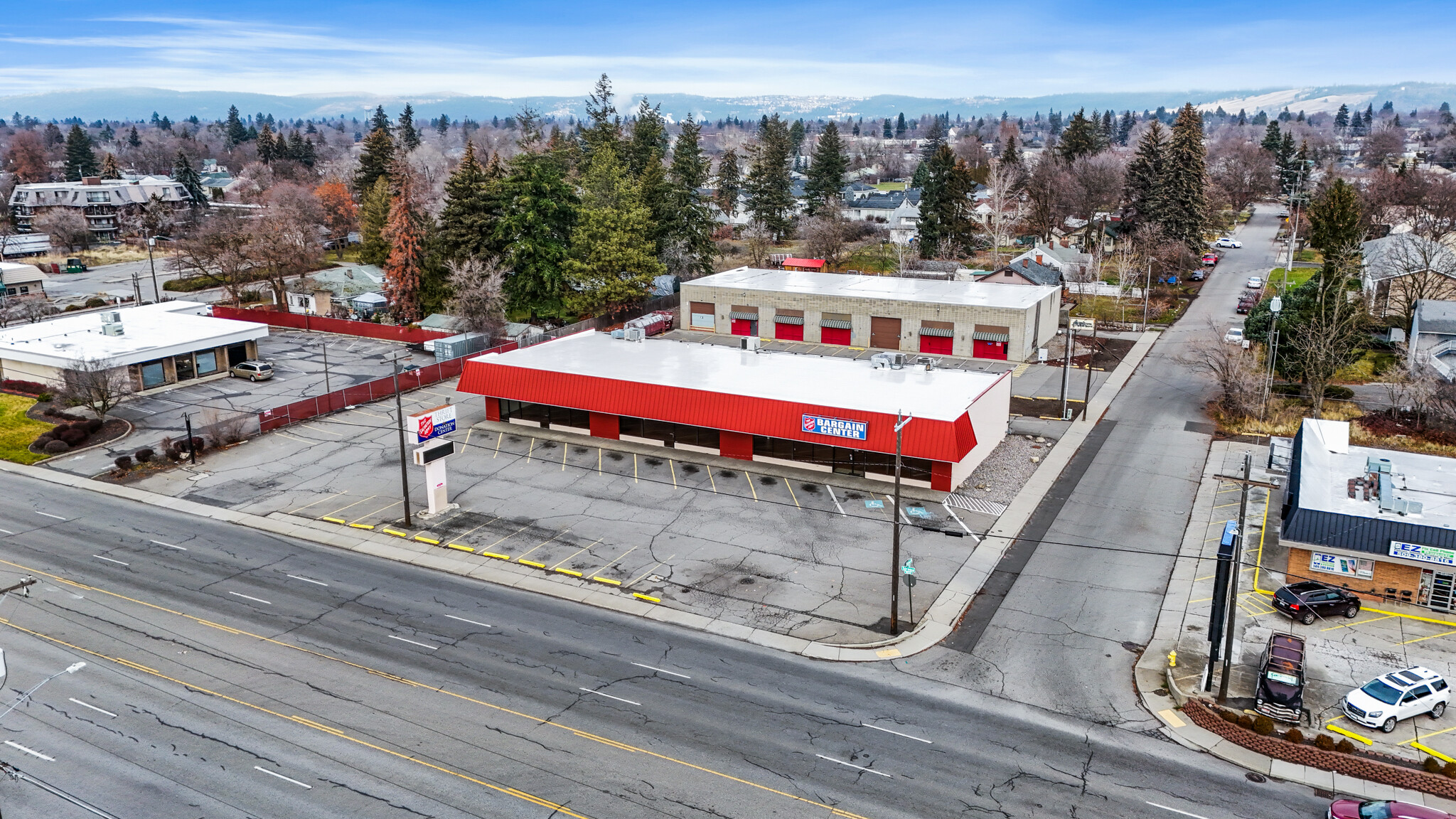 11211 E Sprague Ave, Spokane Valley, WA à vendre Photo du bâtiment- Image 1 de 39