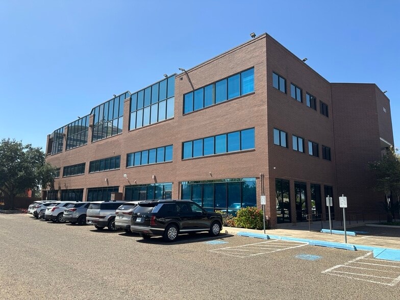801 W Nolana Ave, McAllen, TX for lease - Building Photo - Image 1 of 9