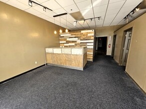 6406-6450 S Elm Pl, Broken Arrow, OK for lease Interior Photo- Image 2 of 14
