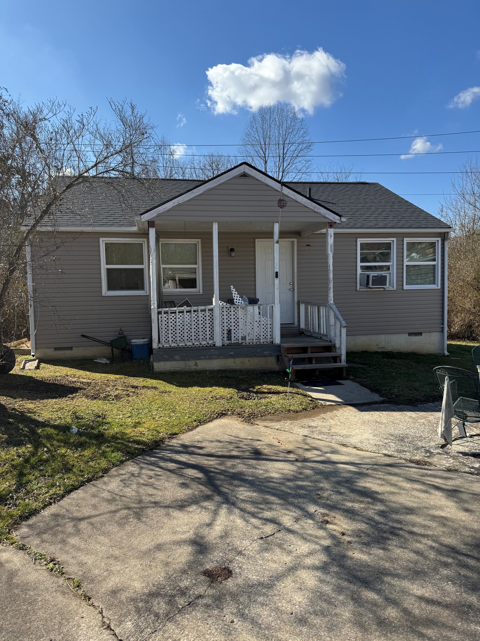 105 State Sq, Cumberland, KY à vendre Photo principale- Image 1 de 14