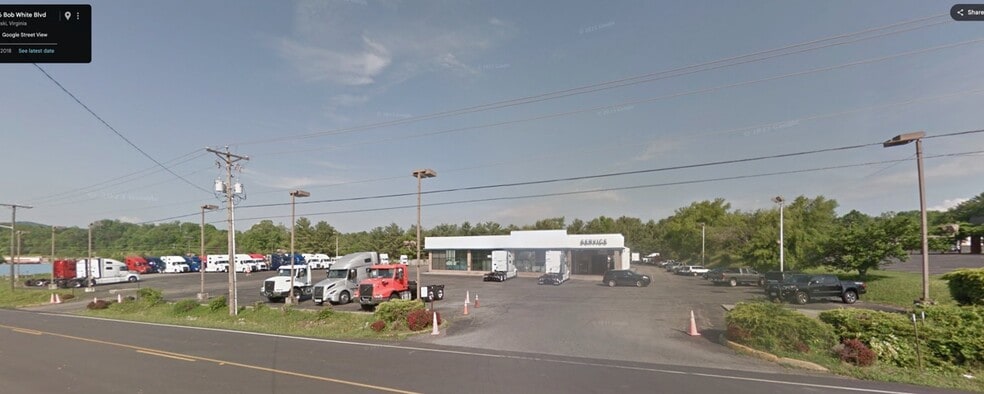 1601 Bob White Blvd, Pulaski, VA for sale - Building Photo - Image 2 of 13