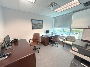 144 Emeryville Dr, Cranberry Township, PA for lease Interior Photo- Image 1 of 5