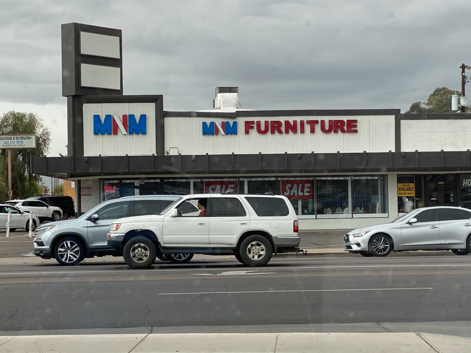 2341 E Indian School Rd, Phoenix, AZ for lease Building Photo- Image 1 of 5