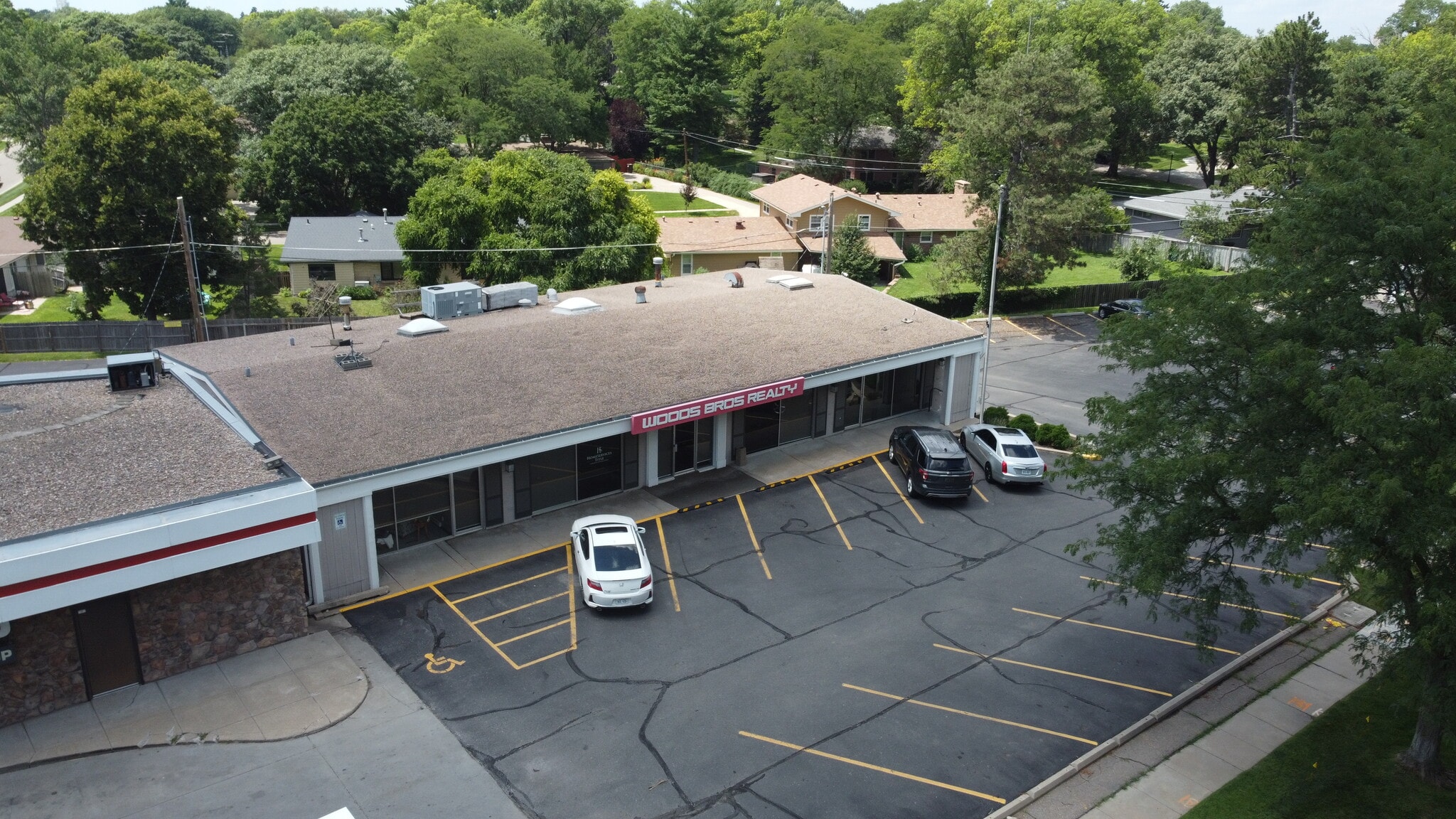 3737 S 27th St, Lincoln, NE for lease Building Photo- Image 1 of 4