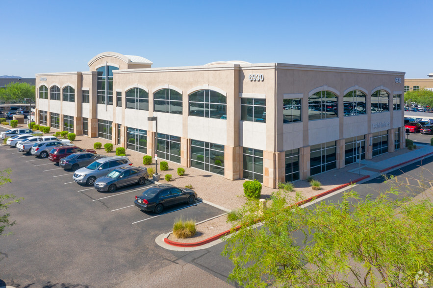 6930 E Chauncey Ln, Phoenix, AZ for lease - Primary Photo - Image 1 of 8