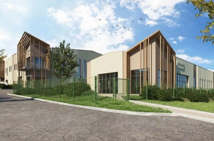 Local d'activités dans Ennery à vendre - Photo du bâtiment - Image 2 de 13