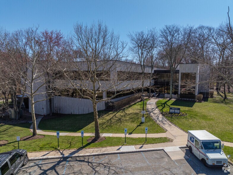 201 Littleton Rd, Morris Plains, NJ à louer - Photo du bâtiment - Image 1 de 8