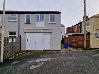 More details for 4 Back Clarendon Rd, Blackpool - Industrial for Lease